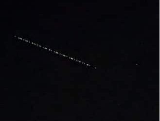 ¿De nuevo es SpaceX? Larga tira de luces se observa en el cielo de Sinaloa