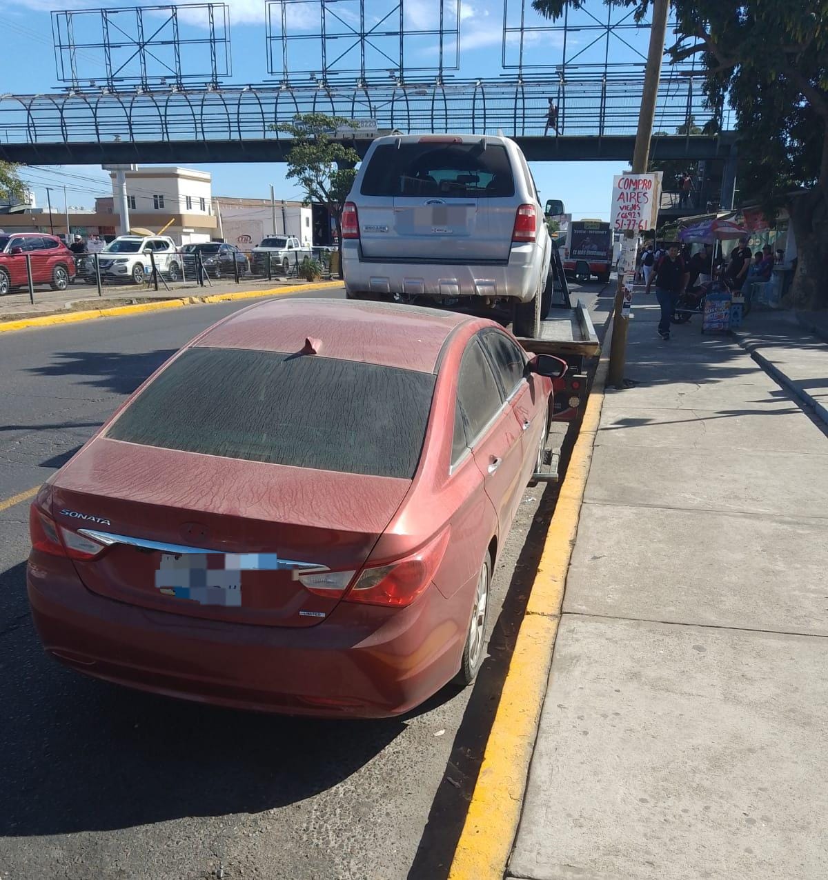 Tránsito se puso las pilas e infracciona a conductores reacios a respetar carril preferencial en Mazatlán
