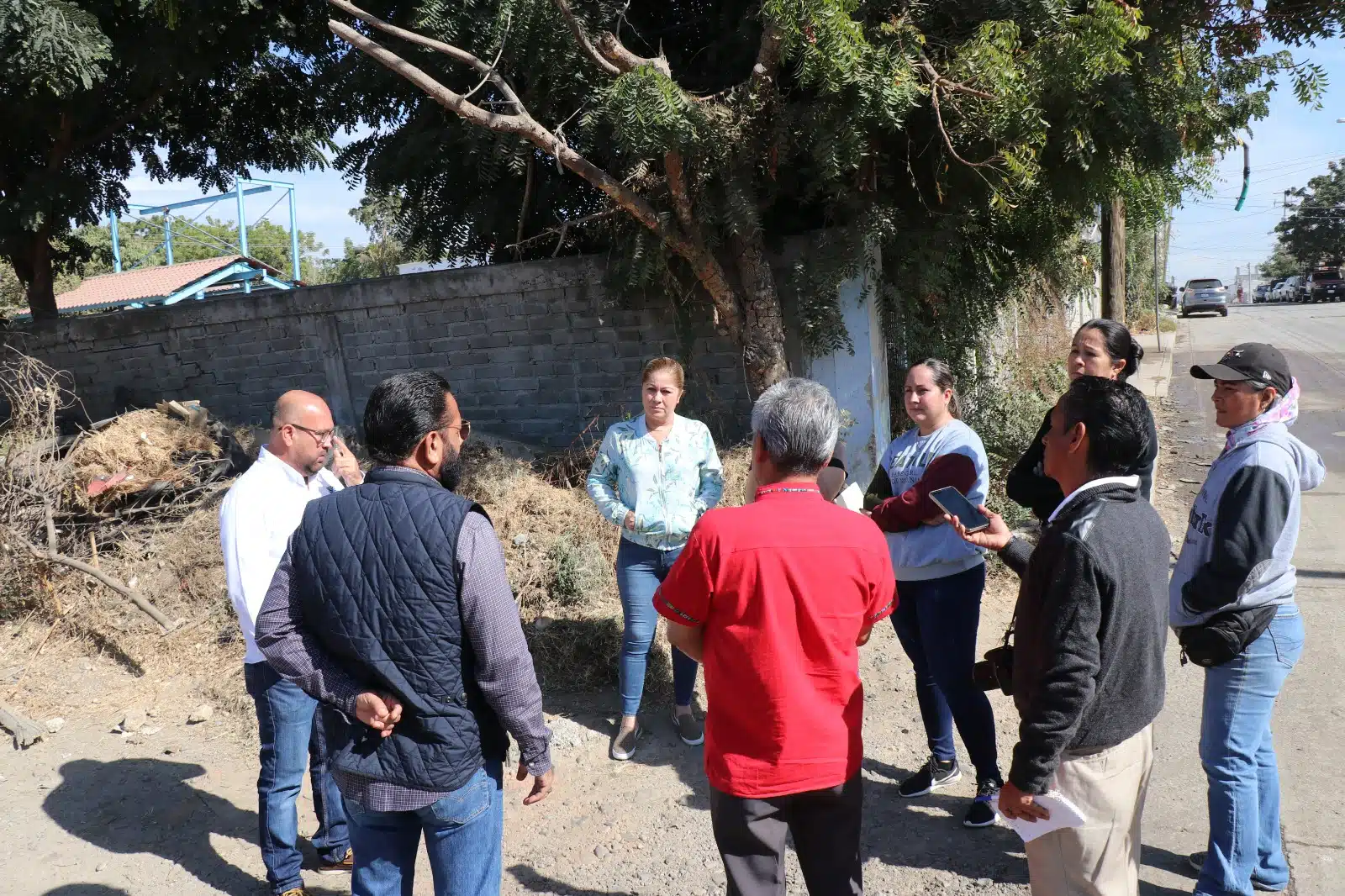 Atiende Jumapam a vecinos de Valles del Ejido que piden reubicar "garza" de agua potable