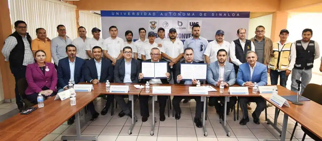 ¡Reforzando vínculos! Firman UAS y TopBrain Group convenio de colaboración en Mazatlán