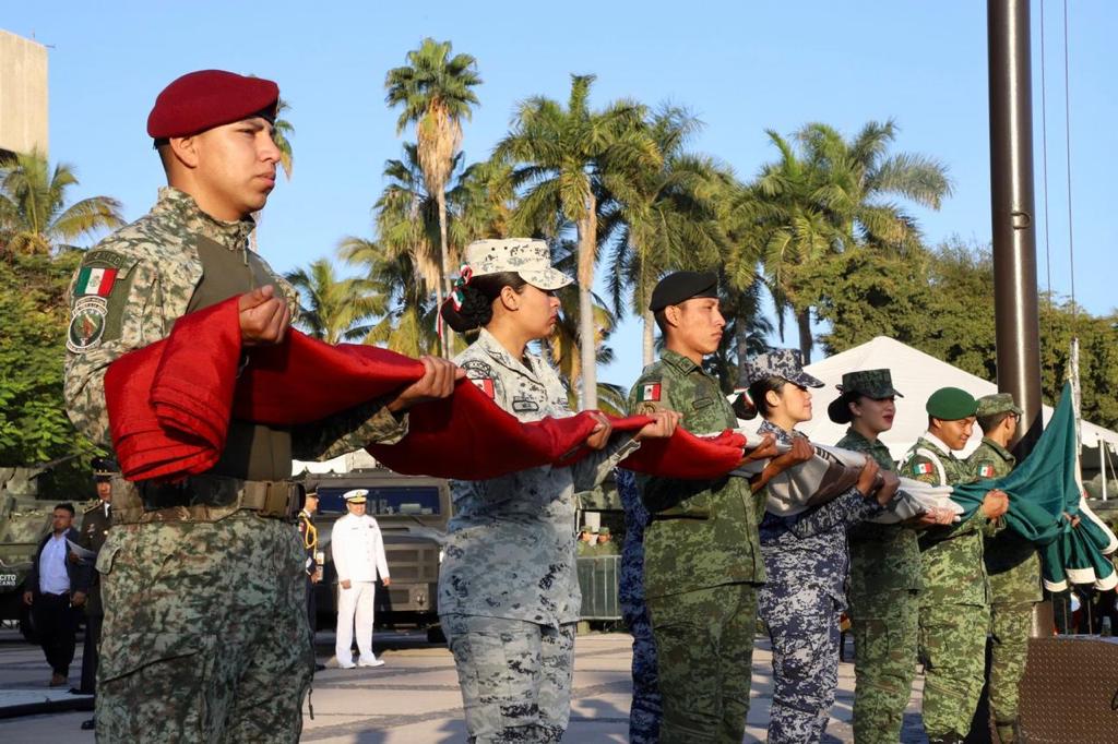 Gobernador Rubén Rocha y autoridades conmemoran el 110 aniversario del Ejército Mexicano