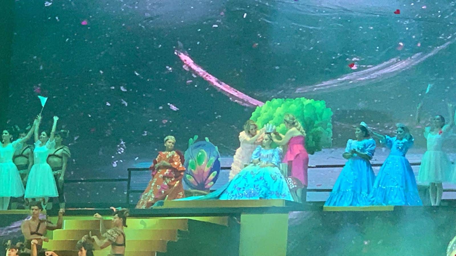 Coronan a Melanie I soberana infantil del Carnaval de Mazatlán 2023 