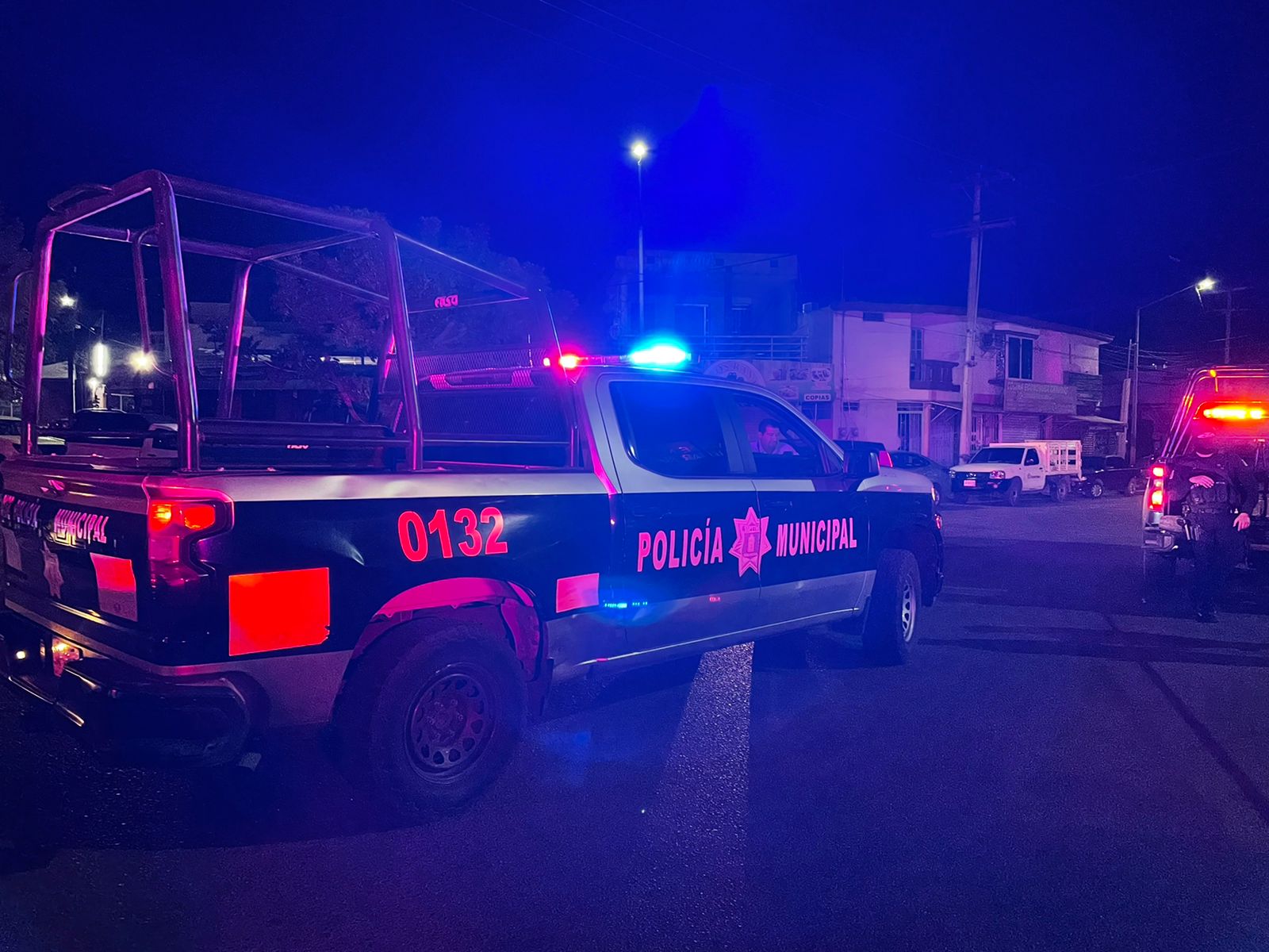 ¡Presentaba un balazo! Abandonan a un hombre sin vida afuera del Seguro Social de Cañadas, en Culiacán 