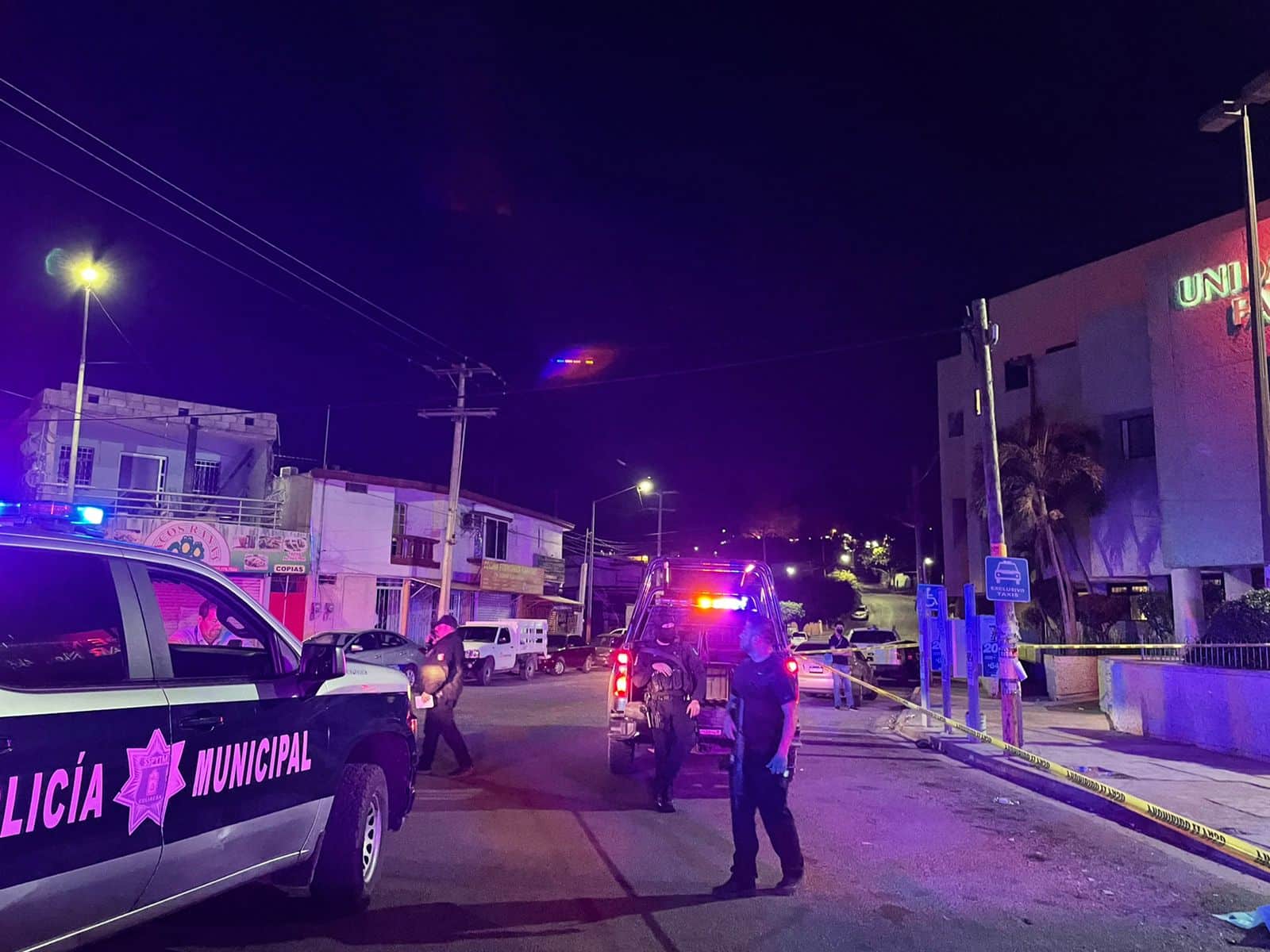 ¡Presentaba un balazo! Abandonan a un hombre sin vida afuera del Seguro Social de Cañadas, en Culiacán