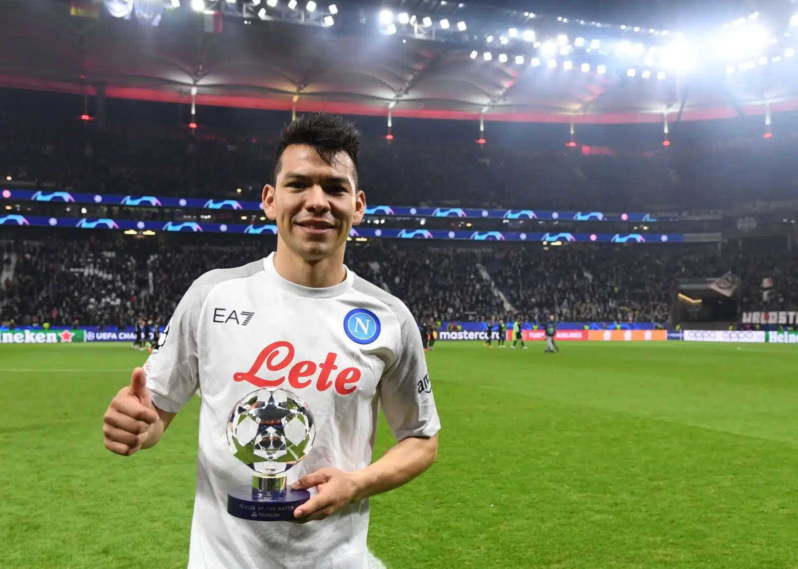 ¡Merecido! Hirving Lozano fue reconocido como el MVP en Champions League