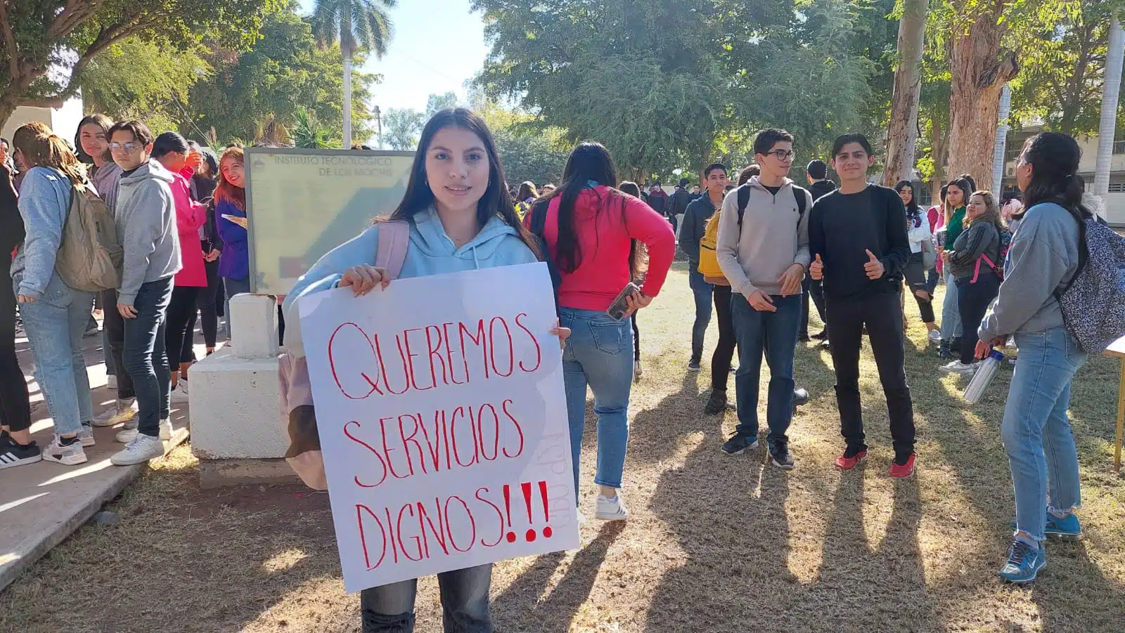 ¡Protestan! Estudiantes del Tec de Los Mochis denuncian que no hacen prácticas por falta de equipos 