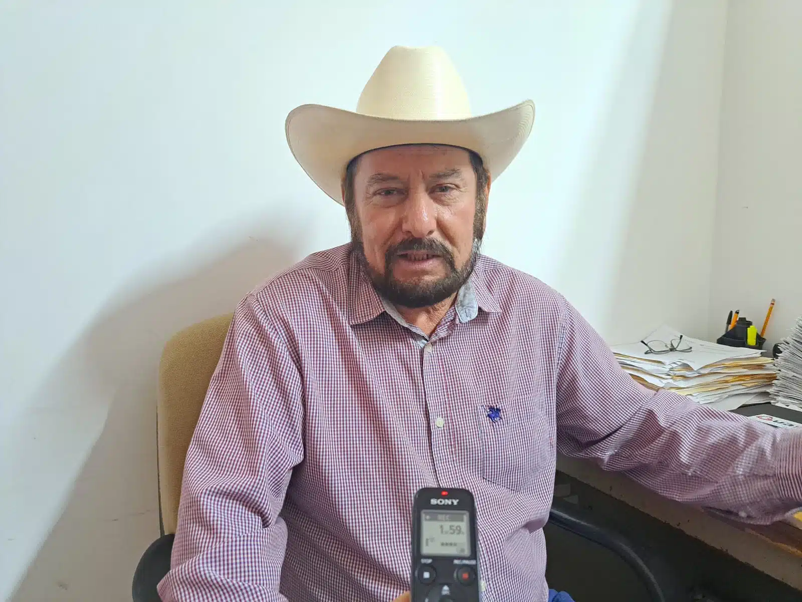 Buscan tener un padrón real de ganado en el municipio para erradicar la brucelosis: Gálvez