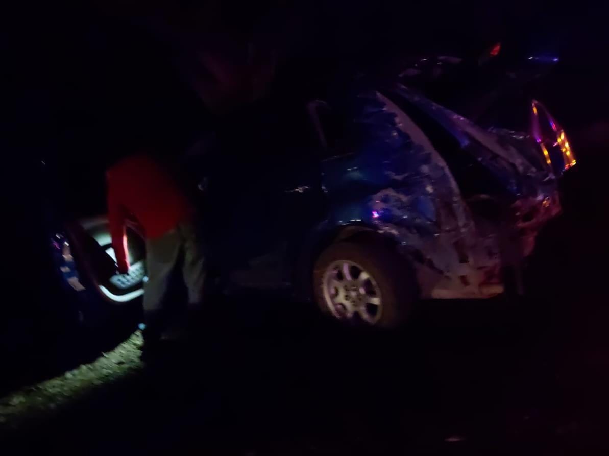¡No guardó distancia! Aparatoso choque por carretera a Las Glorias arroja un lesionado
