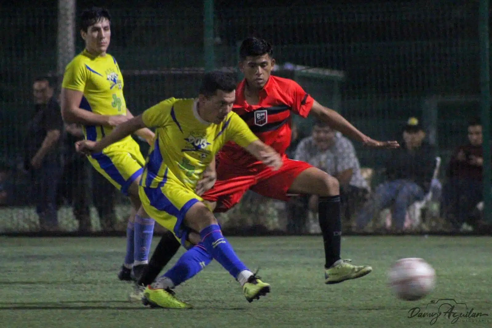 ¡Les cantan las golondrinas! El campeón y el líder son eliminados en la Liga de Futbol Primera Fuerza