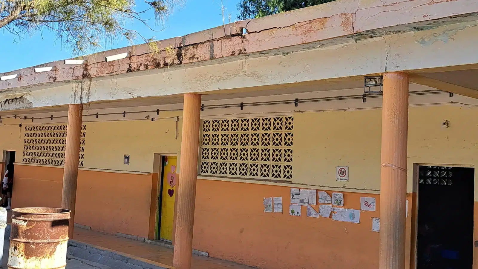 ¿Qué les falta? Por concluir el mejoramiento de escuelas en Mazatlán: SEPyC