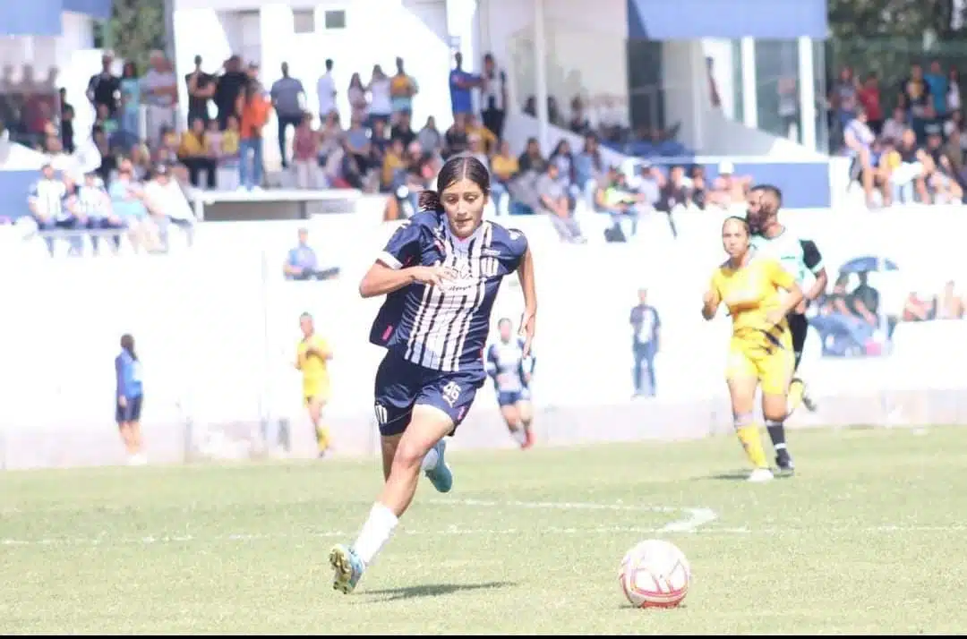 ¡Por primera vez! Sinaloense Camila Ochoa recibe llamado por el Tri Sub-17