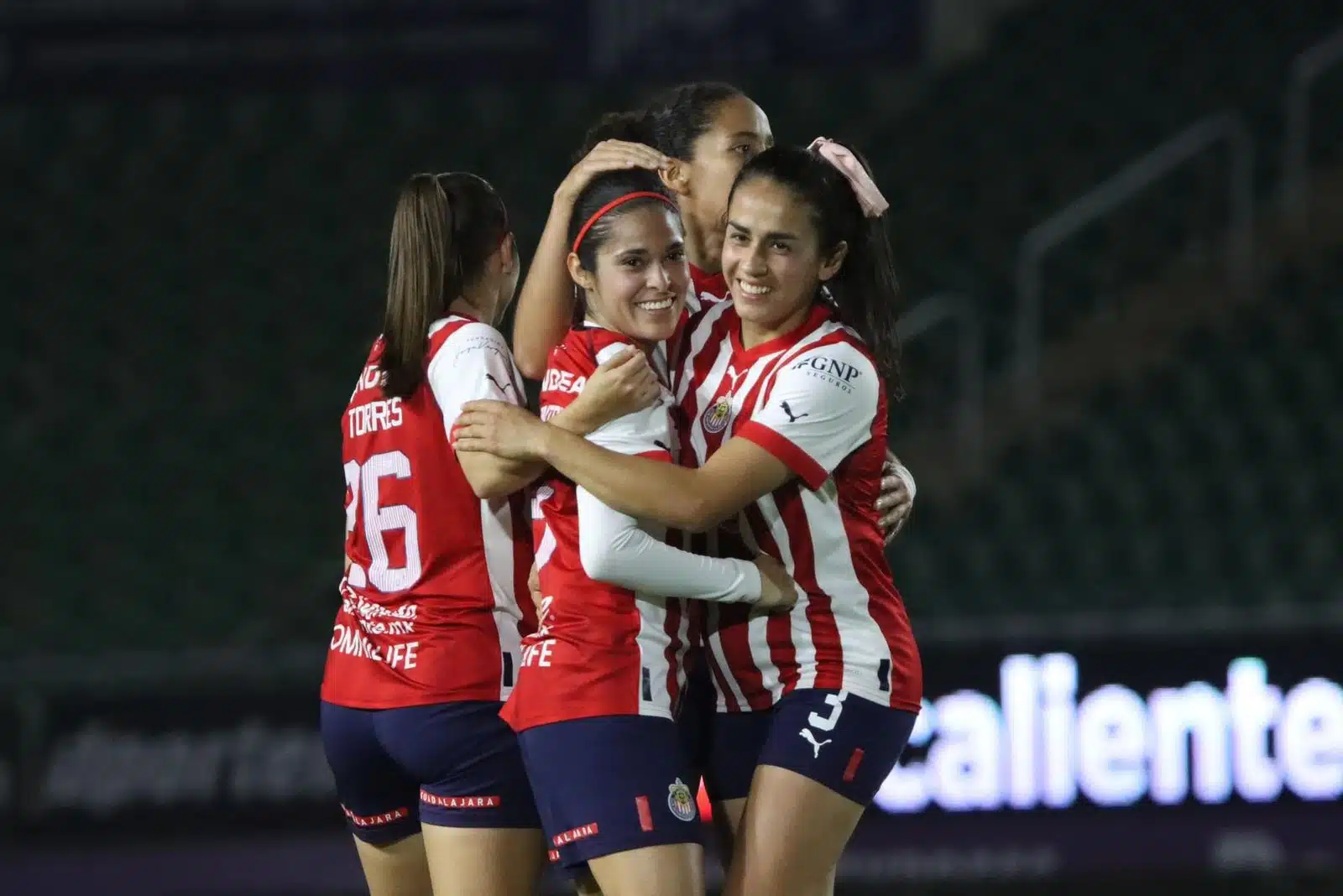 ¡Goleada en el Kraken! Chivas mantiene dominio sobre Mazatlán en la Liga MX Femenil 