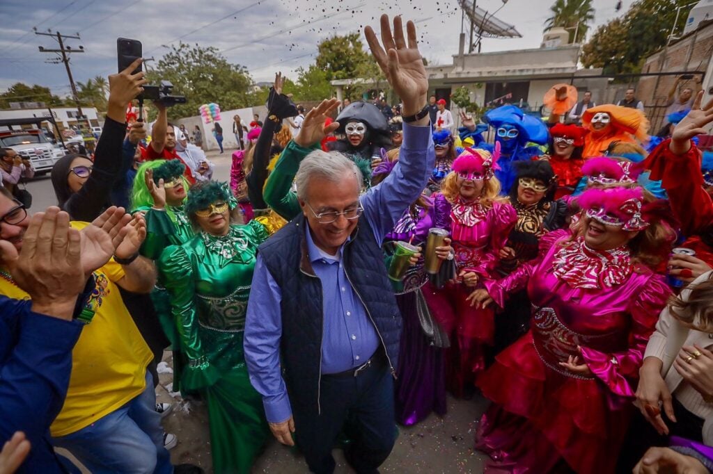 ¡Disfrutó de la fiesta! Rocha Moya acude al último día del Carnaval de Mocorito