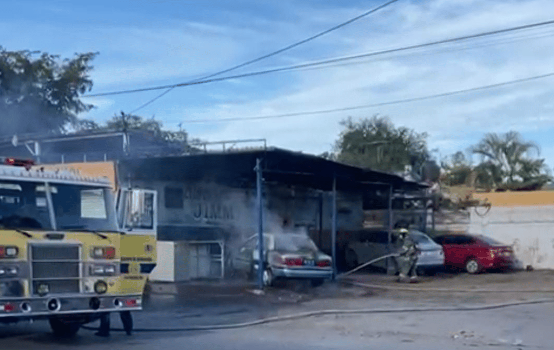 incendio-vehiculo-los-mochis
