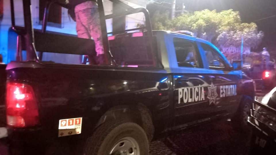 ¡Violencia! Grave comandante policíaco tras ser baleado en Colima