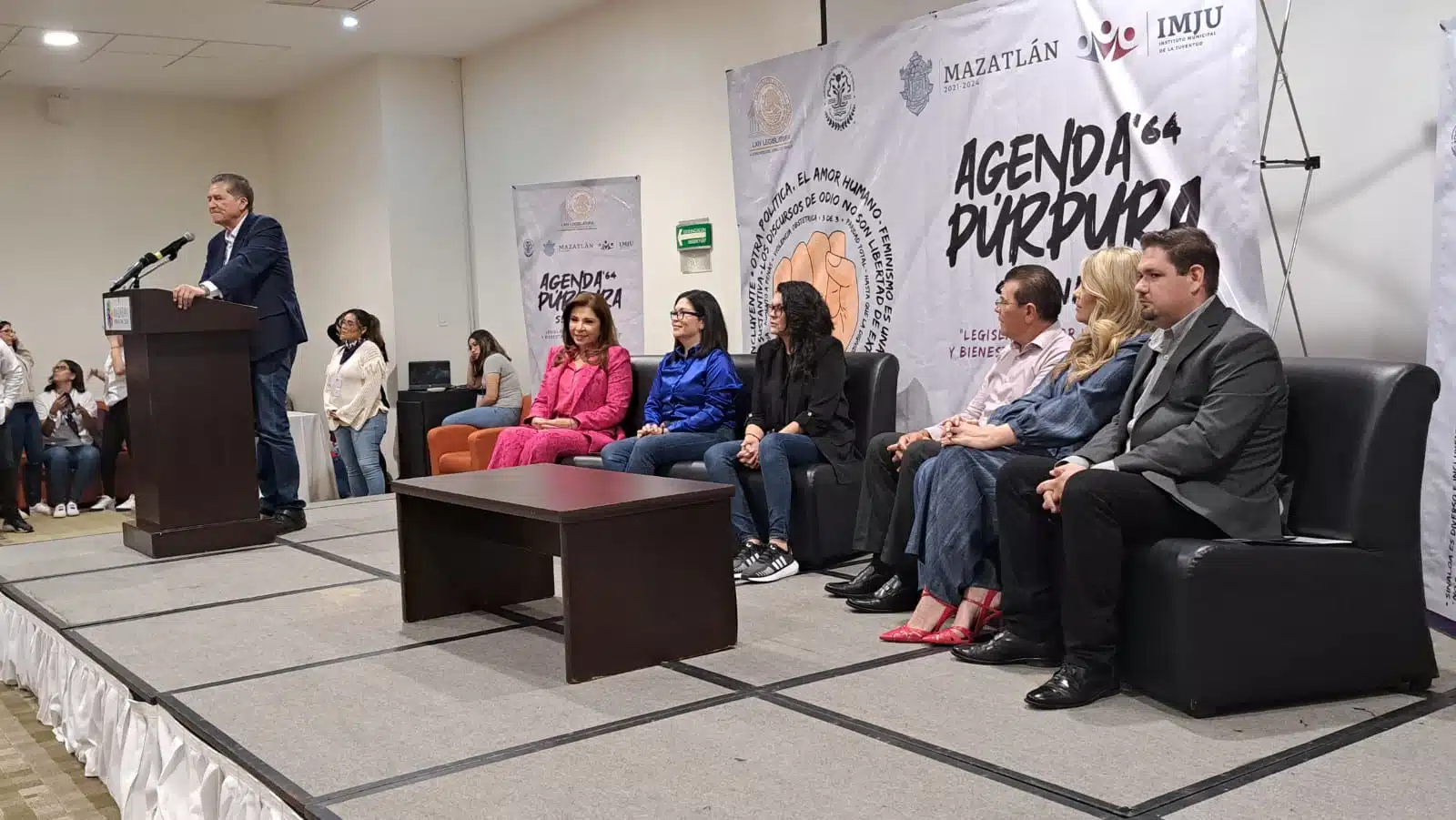 Agenda 64 Púrpura en defensa de las mujeres