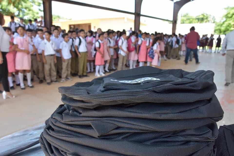 Alumnos Secundaria Choix Salud Agua