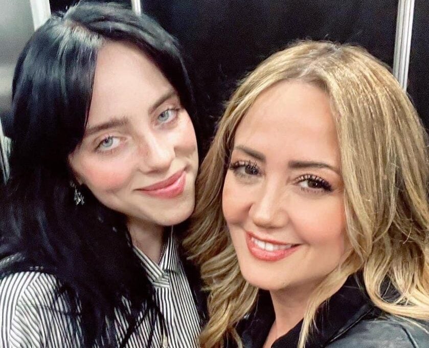 Andrea Legarreta y Billie Eilish