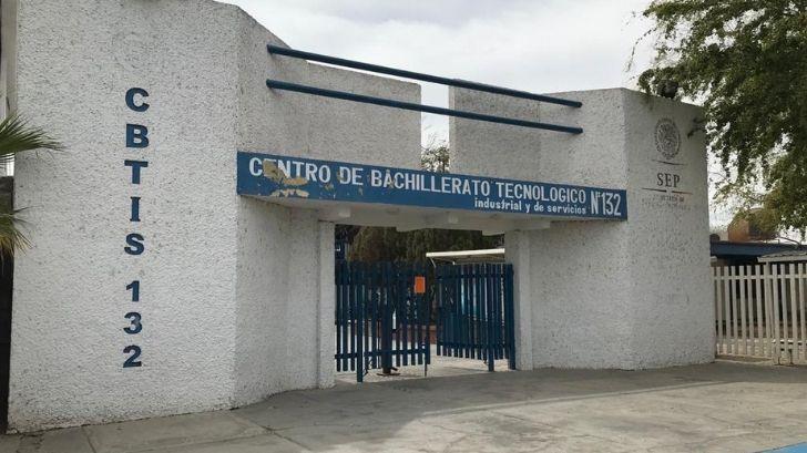 Detienen a estudiantes de Cbtis de Hermosillo; portaban drogas y armas blancas