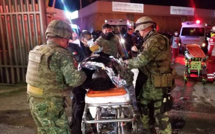 Deudos de víctimas de origen hondureño exigen justicia tras incendio en Ciudad Juárez