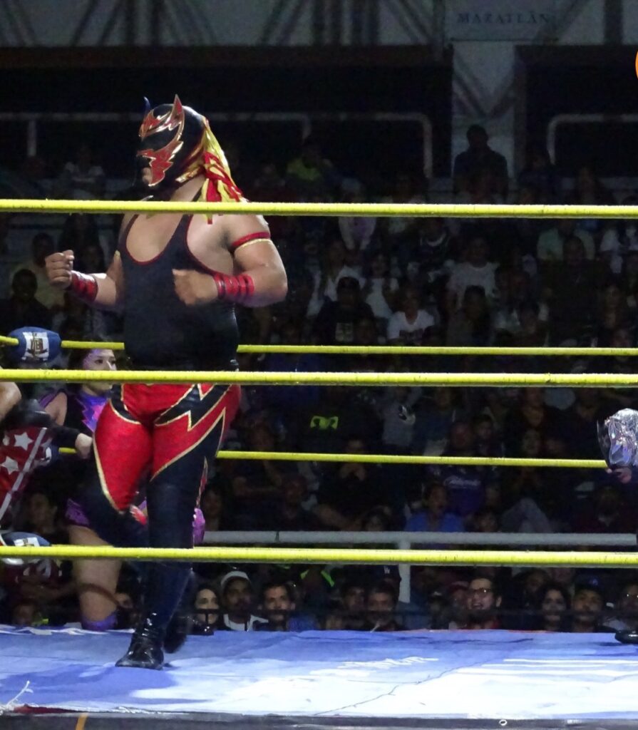 ¡Sin miedo al éxito! El luchador mazatleco Whilbert Xtreme no le teme a La Puerquiza