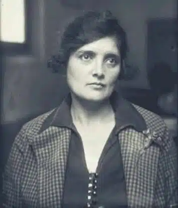 Elvira Carrillo