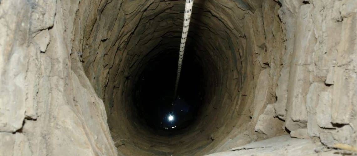Encuentran cuatro cadáveres de hombres en un pozo de Sonora