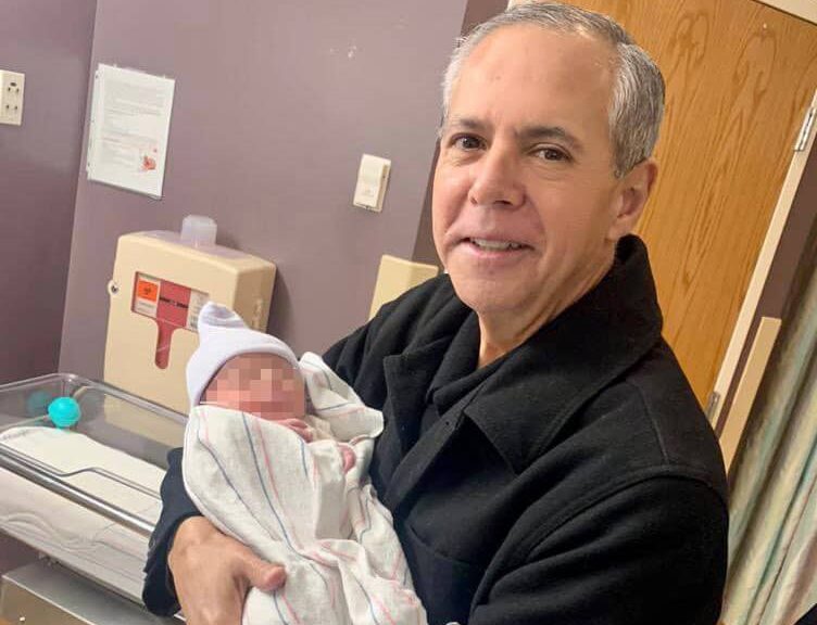 “Es una hermosura ser abuelo”: Alcalde anuncia el nacimiento de su segundo nieto: Eugenio