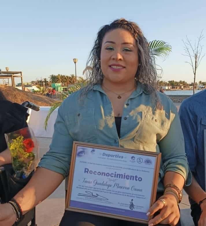 HOMENAJE Y RECONOCIMIENTOS (2)