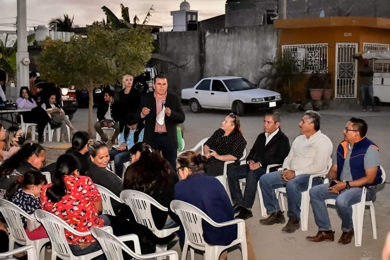 Encanto Desarrollos regresa a Mazatlán un poco de lo que le ha dado: se suma a la donación de luminarias