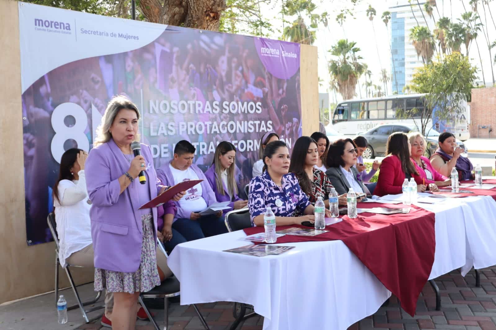 Mujeres morenistas conmemoran el 8 de Marzo en Los Mochis