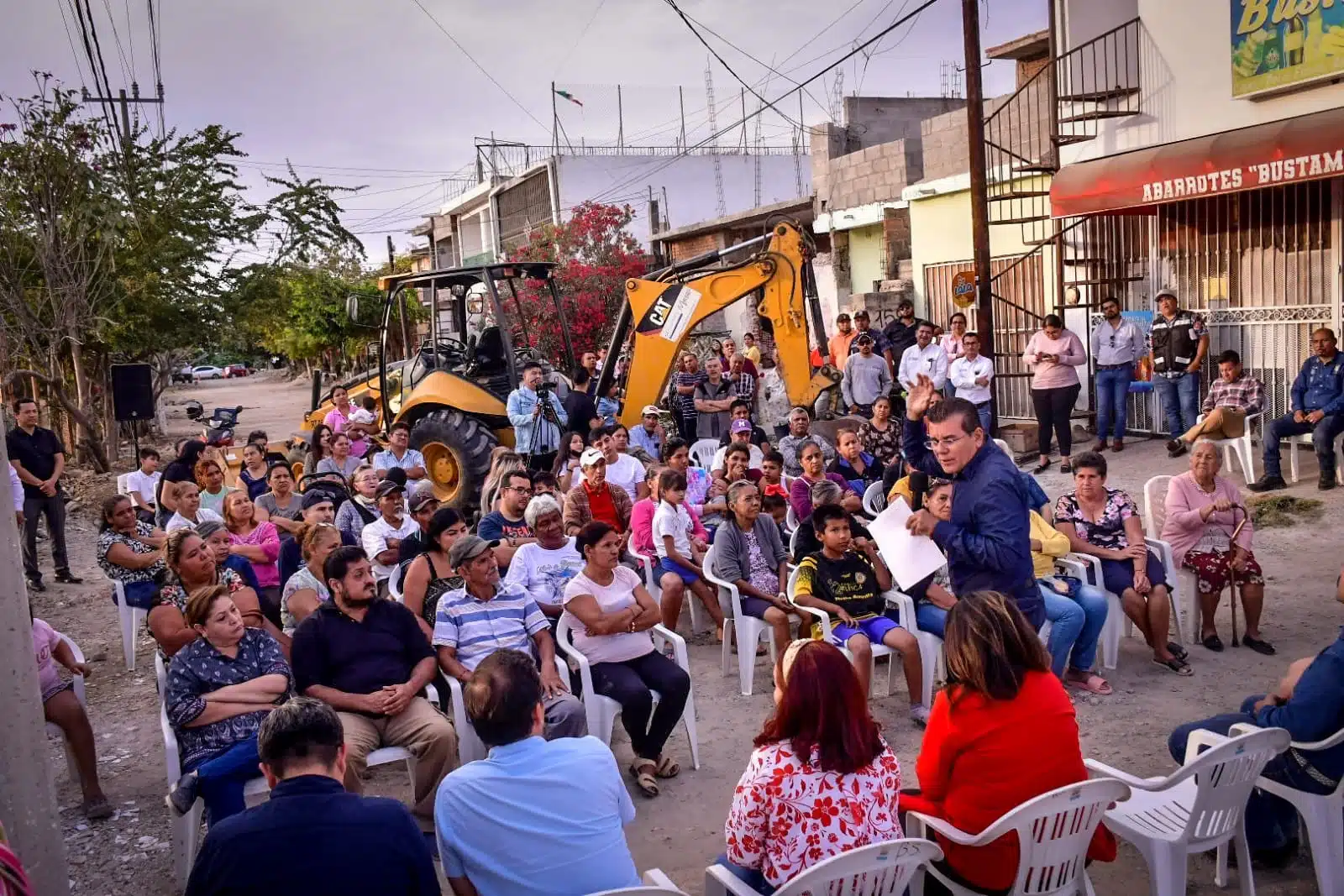 Llegan obras y servicios a la colonia Estero de Mazatlán para mejorar calidad de vida de habitantes