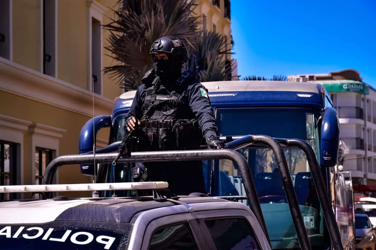 Policía Turística en Mazatlán, (1)