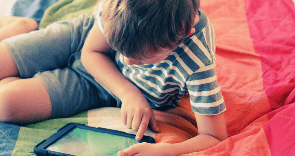 Restringe Utah a menores de edad acceso a redes sociales  
