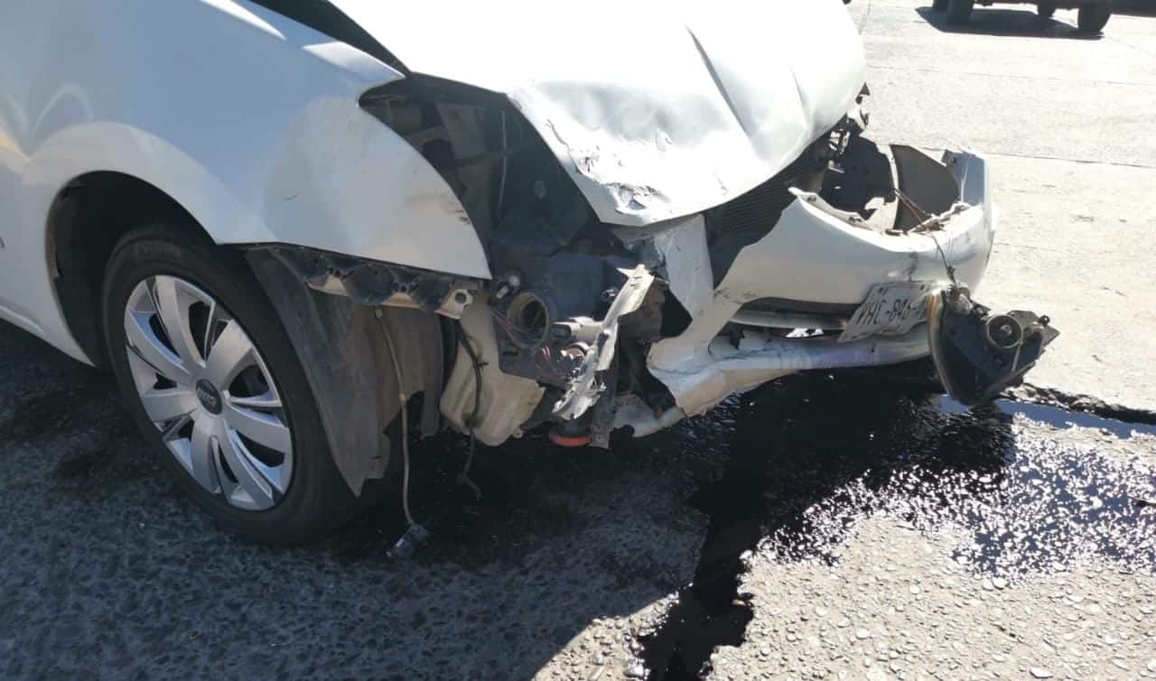 ¡Carambola! Mujer termina en el hospital tras sufrir un accidente automovilístico en Los Mochis 
