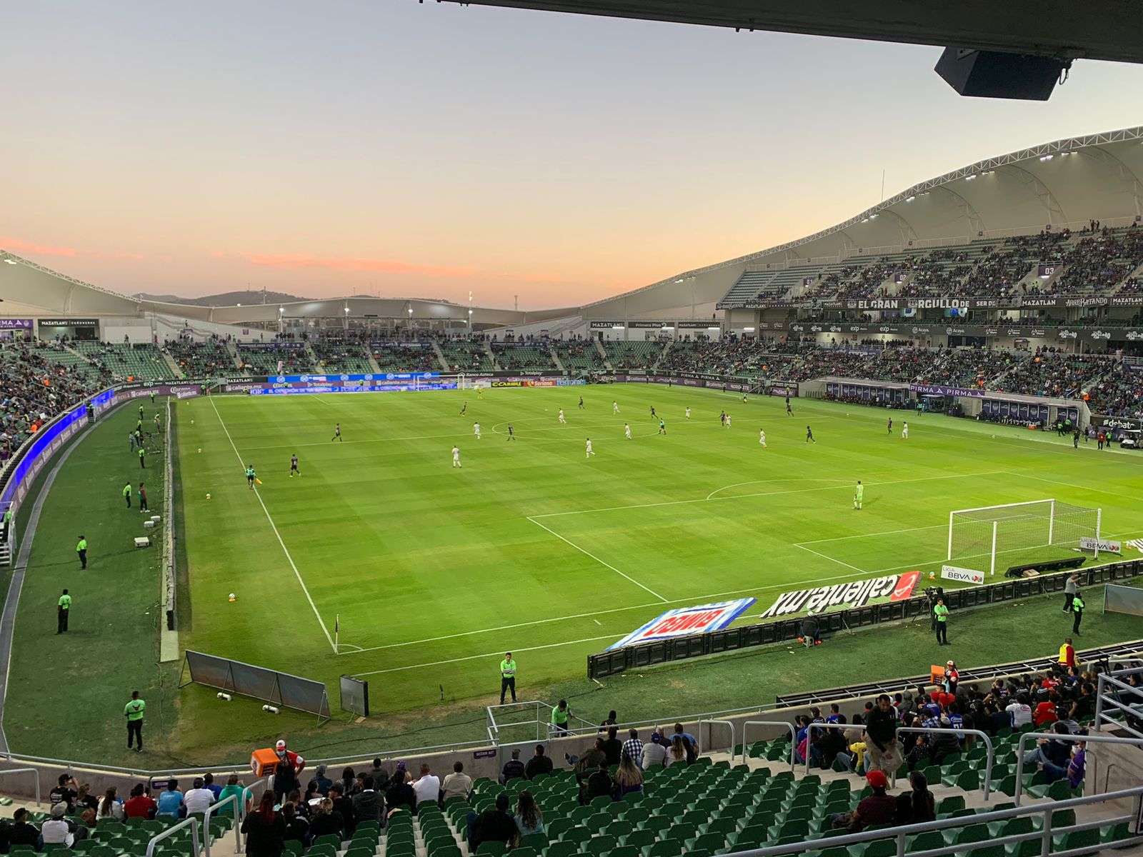 Le pone sabor Ricardo Salinas Pliego al triunfo del Mazatlán FC sobre Cruz Azul