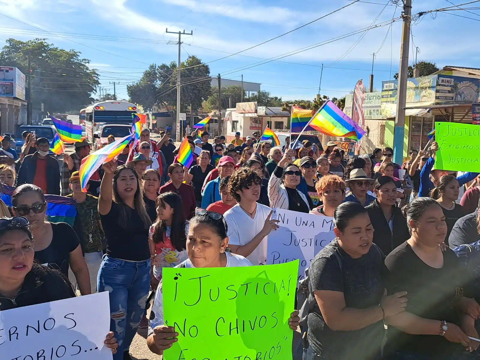Familiares de la Reina de la Diversidad asesinada piden se investigue a la síndica de San Miguel Zapotitlán