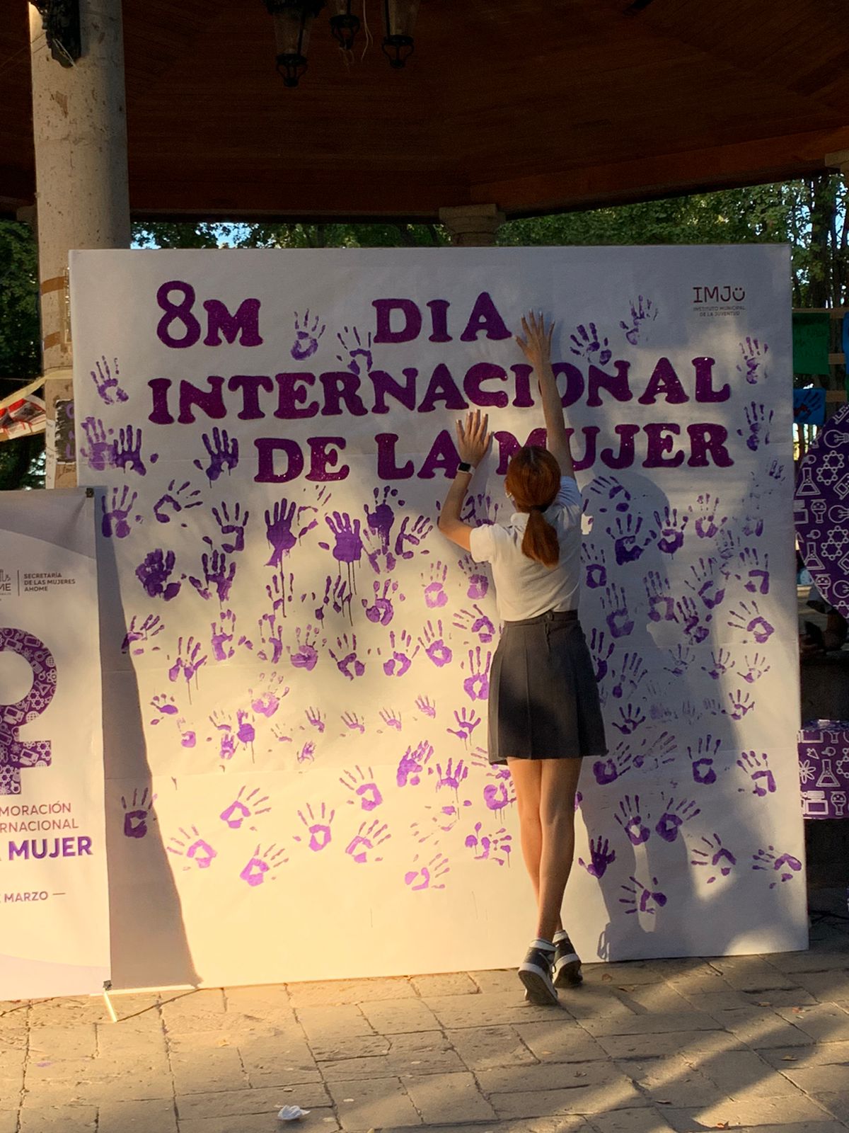 Realizan mural conmemorativo a la mujer en la Plazuela 27 de Septiembre en Los Mochis