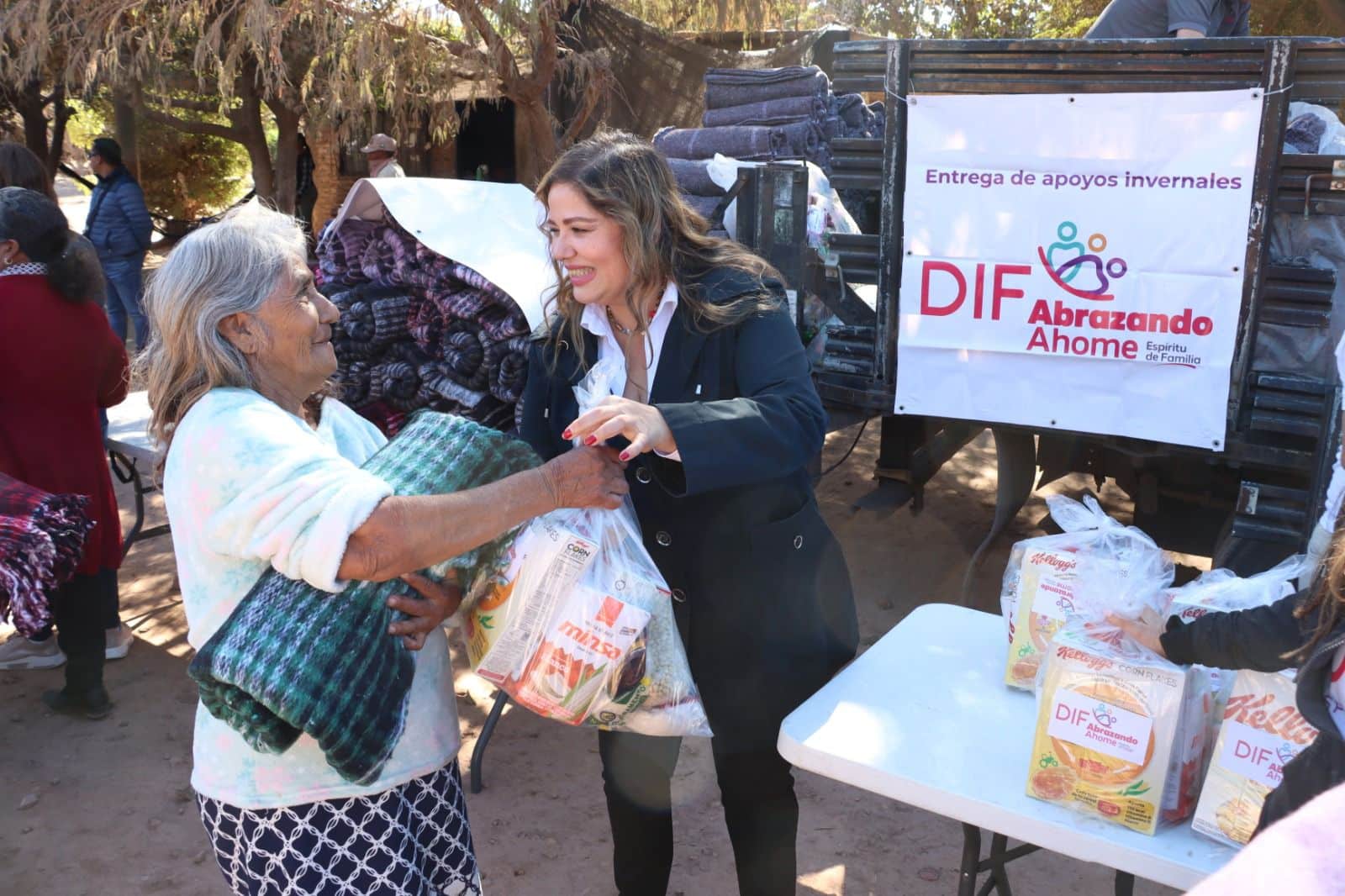 ¡Todo un éxito! DIF Ahome culmina la campaña “Abrazando Ahome” beneficiando a 11 comunidades