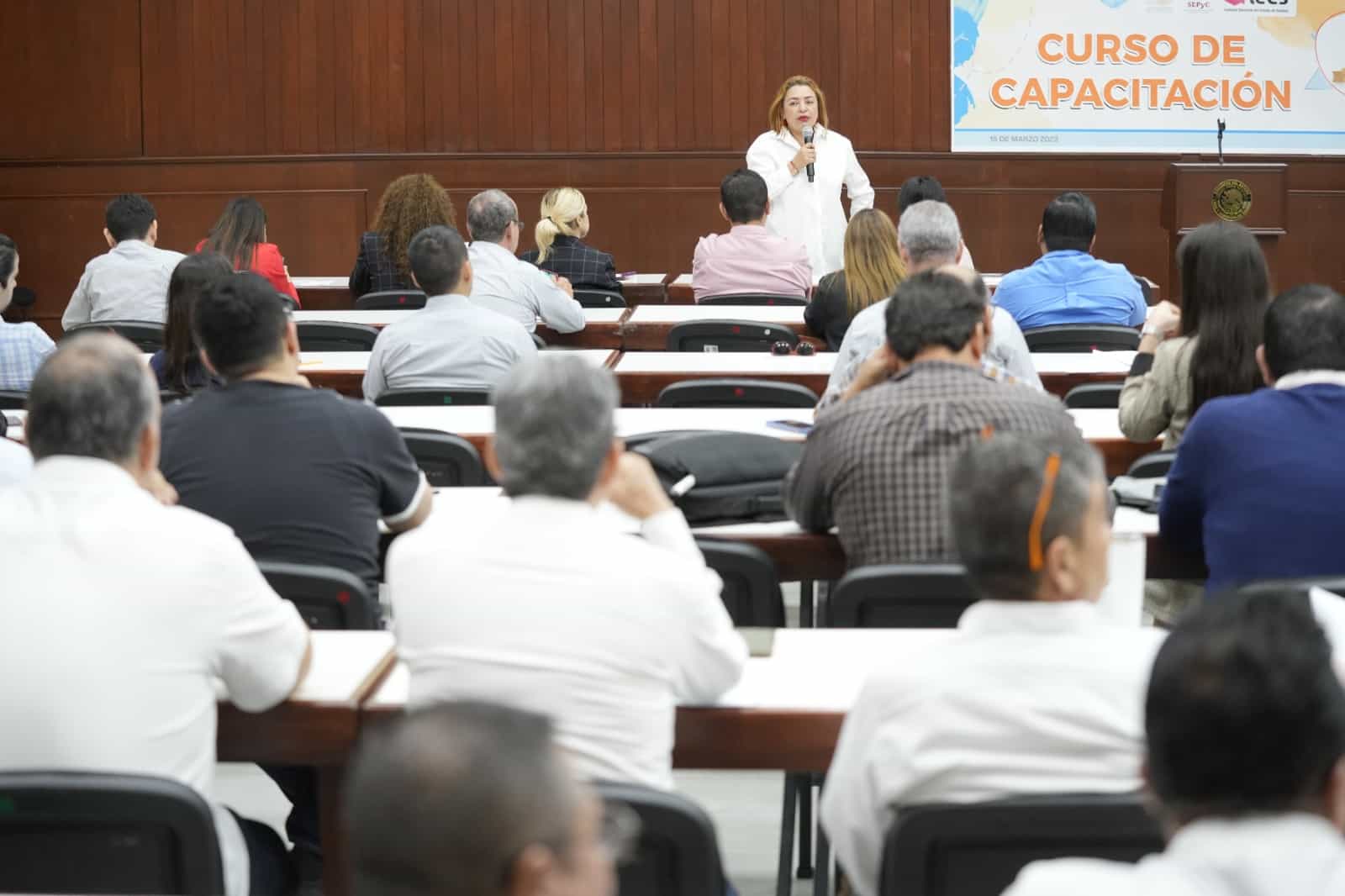 Capacita Congreso a personal que participará en Convenciones Distritales del Parlamento Infantil 2023 