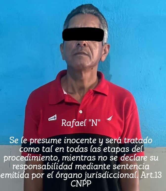 Rafael fue bajado del camión urbano en Mazatlán, por presuntamente robarse un celular