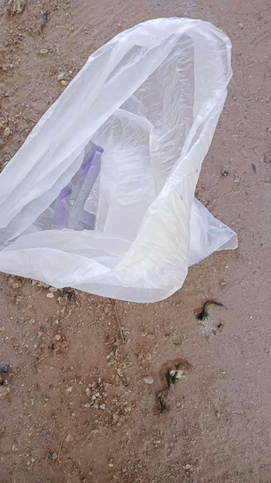 ¡Abandonada en calles de Culiacán! En recorridos, policías hallan dosis de cocaína y fentanilo