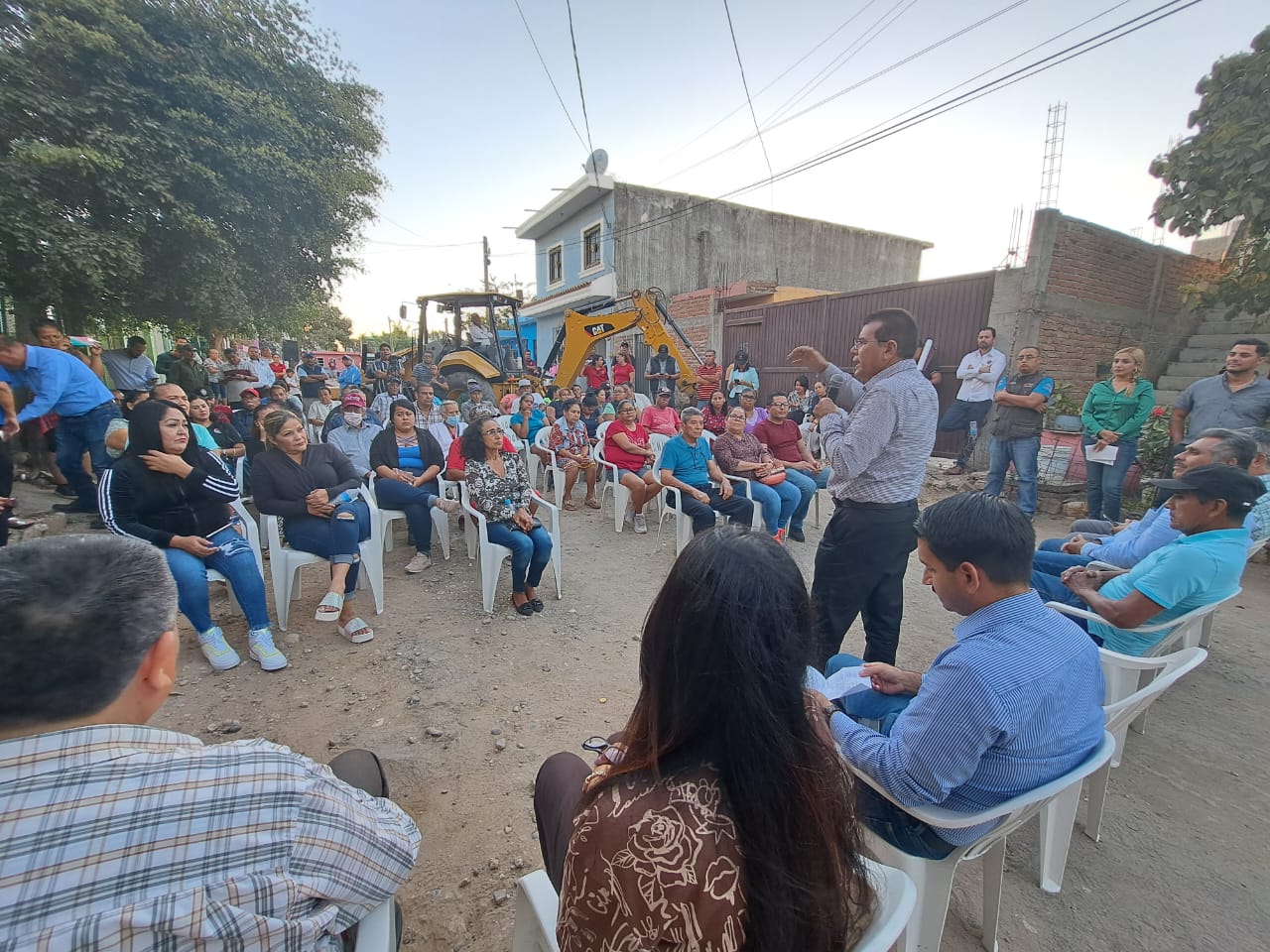 Afirma Edgar González que su gobierno busca recuperar lo mucho que no se pudo hacer por Mazatlán