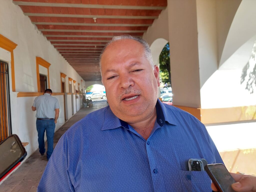 alcalde Rolando Mercado Romero.