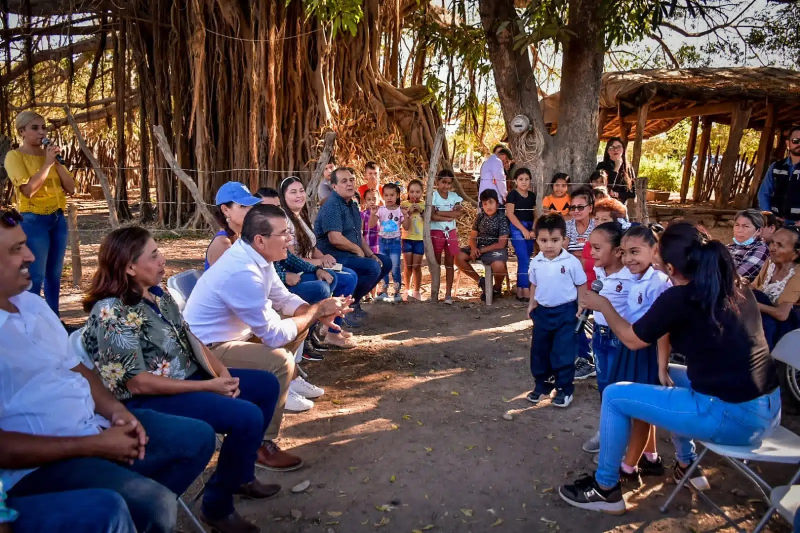 El progreso en la zona rural no se detendrá, asegura alcalde de Mazatlán