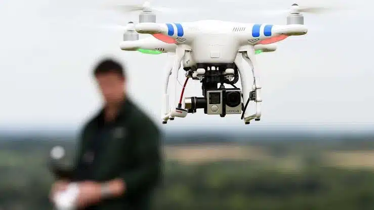 ¡Ah, bárbaros! Coyotes usan drones para vigilar patrulla fronteriza de EU