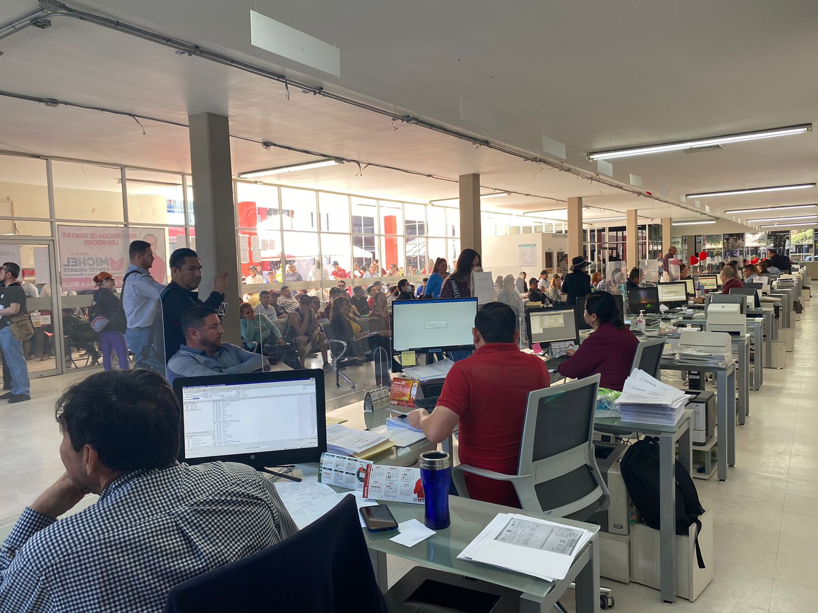 ¡Ojo, puedes ser estafado! Alertan por “coyotes en oficinas de Recaudación de Rentas en Los Mochis