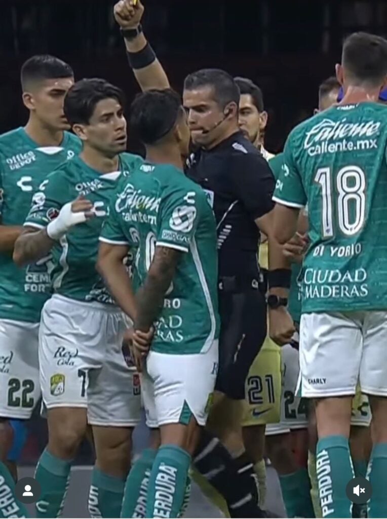 Fernando Hernández agrede a Lucas Romero