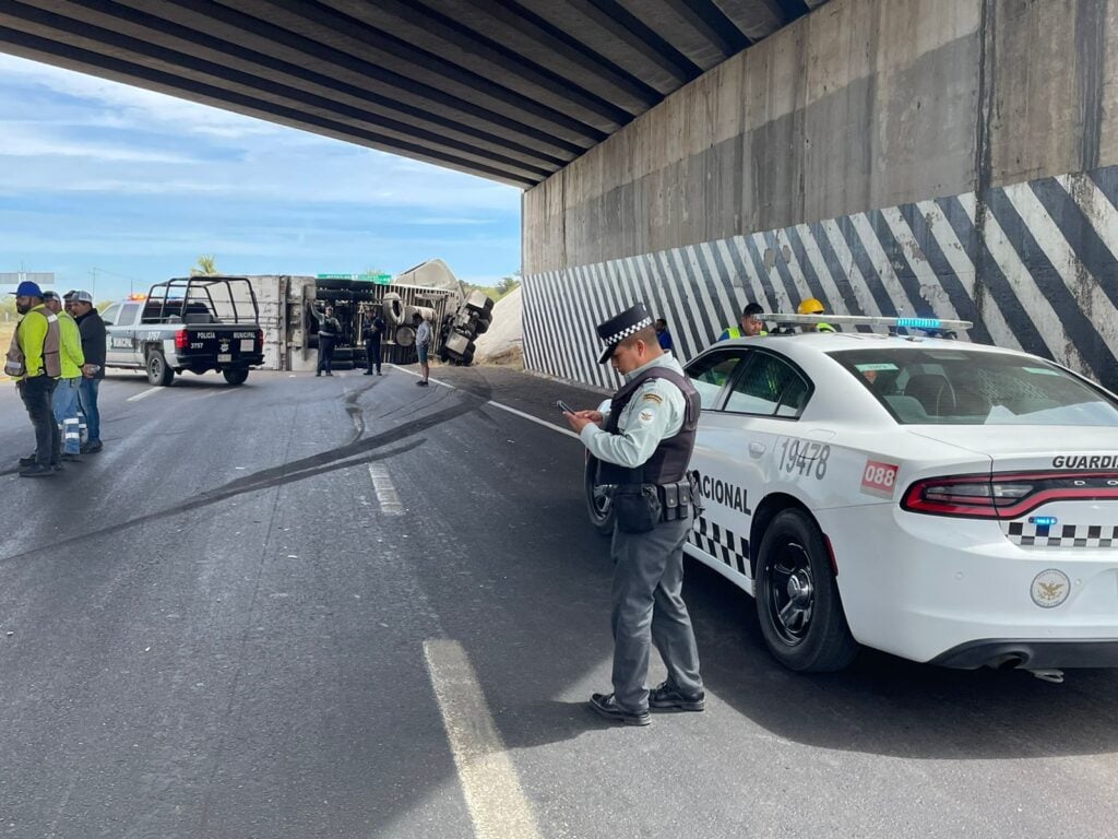 Accidente maxipista Culiacán-Mazatlán