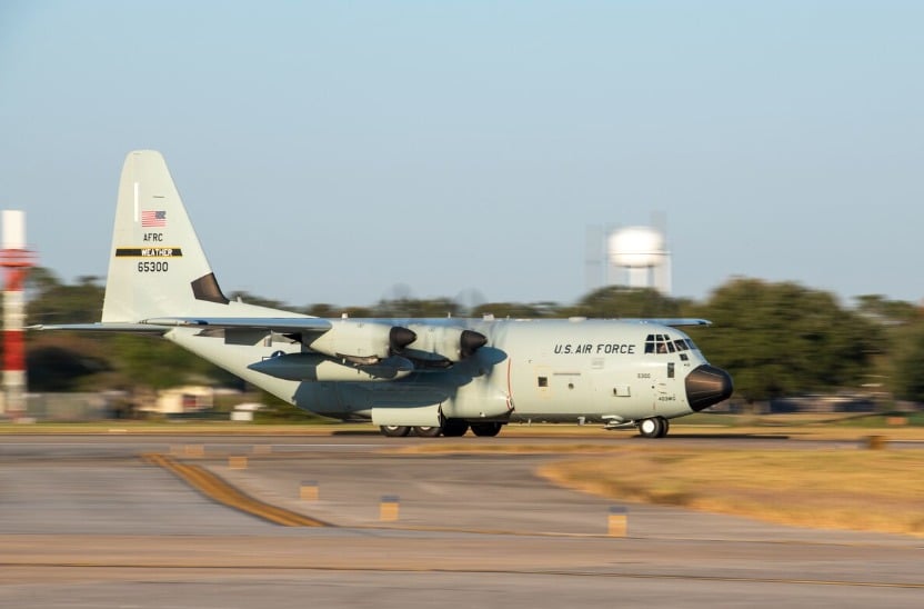 Avión de la Fuerza Aérea de EU surcará cielo mexicano ¡Es el “cazador de huracanes”! 00